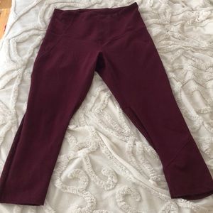 Zella High Waisted Capri Leggings